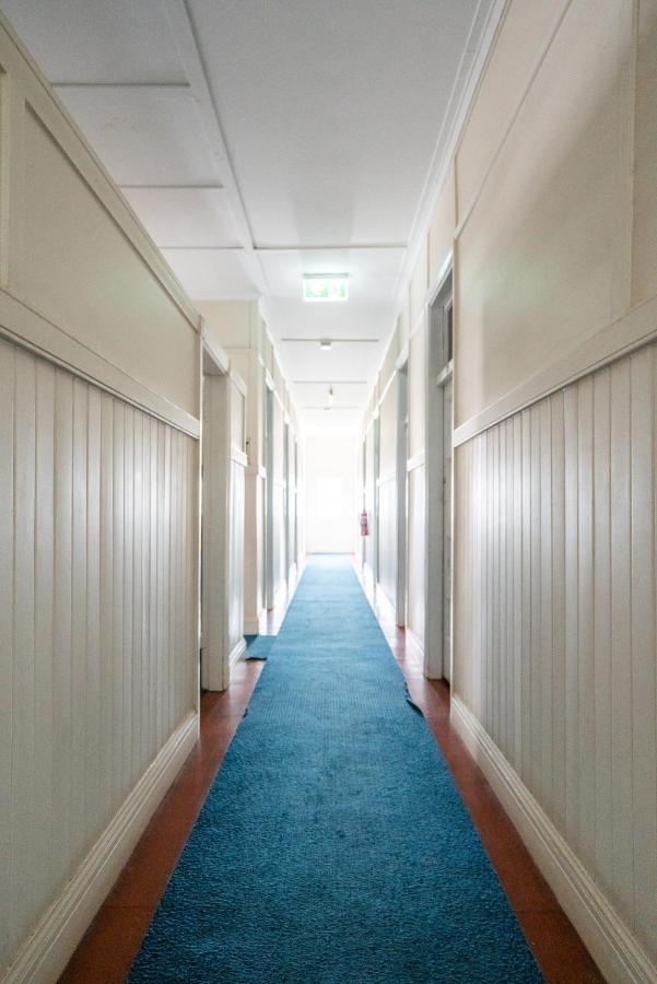 Commercial Hotel Clermont Esterno foto